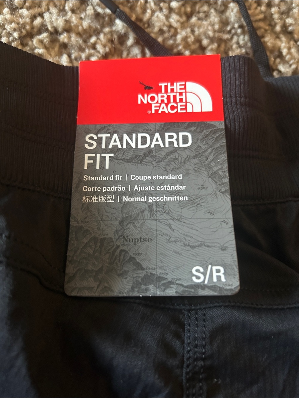 The North Face Woman’s Black Lightweight Jogger Pants - Picture 4 of 4